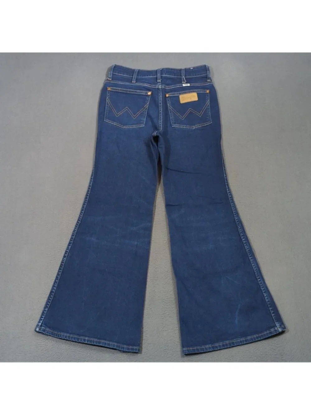 Wrangler Jeans Women's 27x30 Blue Wanderer High Rise Flare 622 - Picture 2 of 13